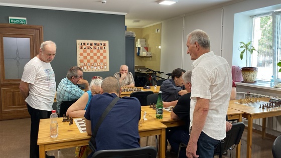 В зале чемпионок Ростовского городского шахматного клуба  состоялся темпо-турнир ветеранов с обсчётом российского рейтинга